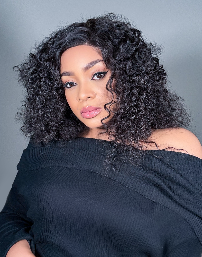 Queen 1400 Super Double Drawn 200% Density Twist Curl Human Hair Wig 4×4 Lace Closure • 18 Inches • Natural
Queen Collection