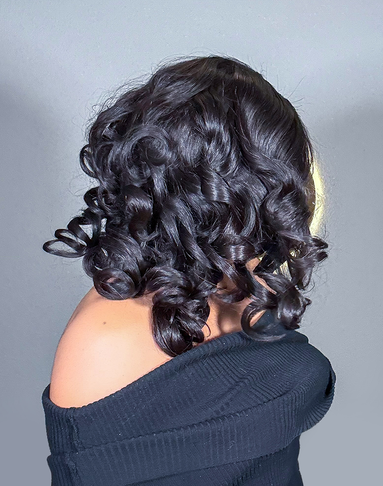 Queen 250 Double Drawn 180% Density Wavy Human Hair Wig
4×4 Lace Closure • 16 Inches • Natural
Queen Collection